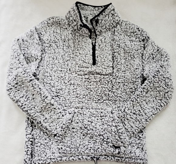 PINK Sherpa Jackets - Picture 2 of 6